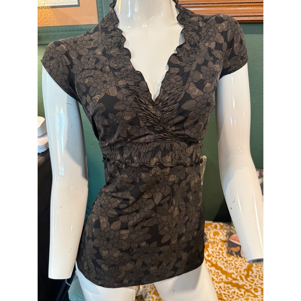 Liz & Co XL Brown Black Floral V-Neck Ruffle Empire Waist Cap Sleeve Blouse Top